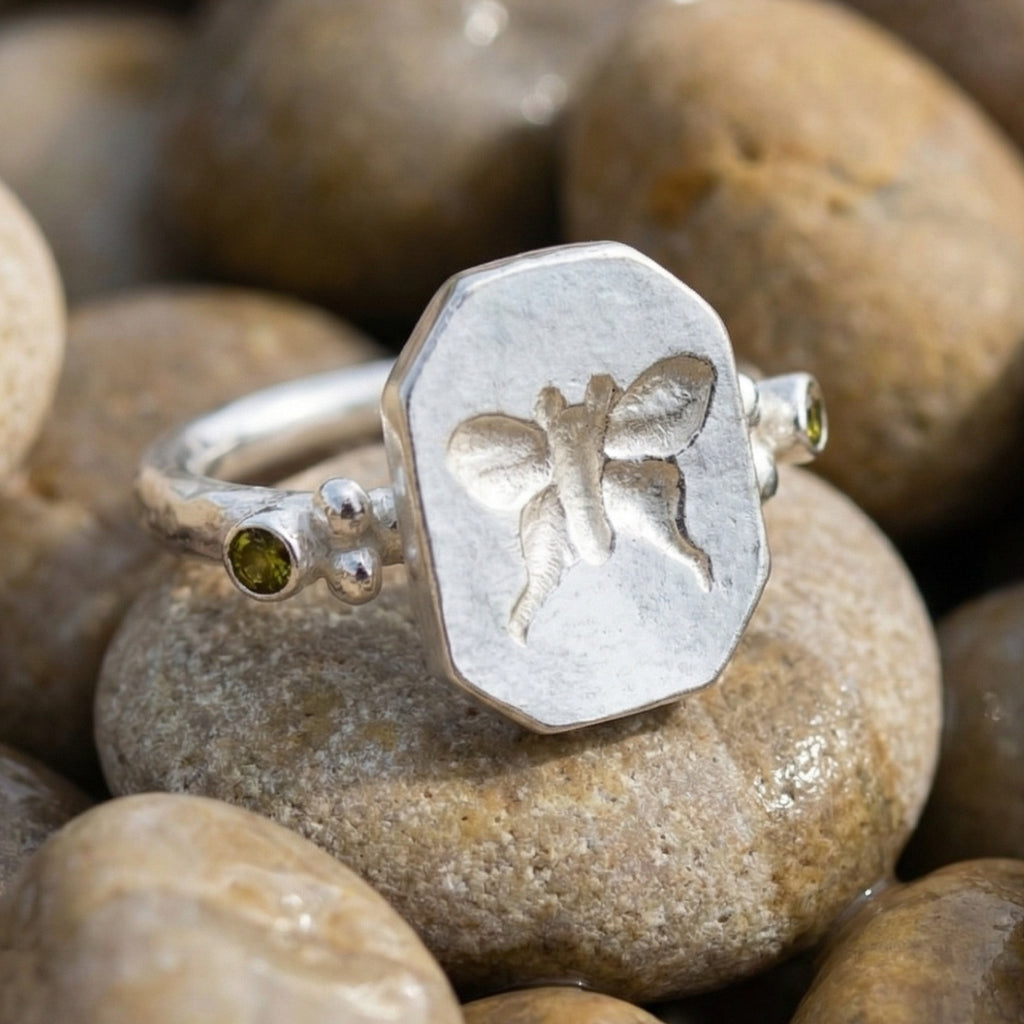 Limited edition butterfly peridot ring, Anatolian craftsmanship, Turkish jewelry