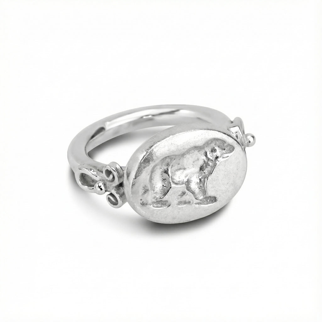 Handmade grizzly bear ring by Sultan Yılmaz, 925 sterling silver, Bodrum