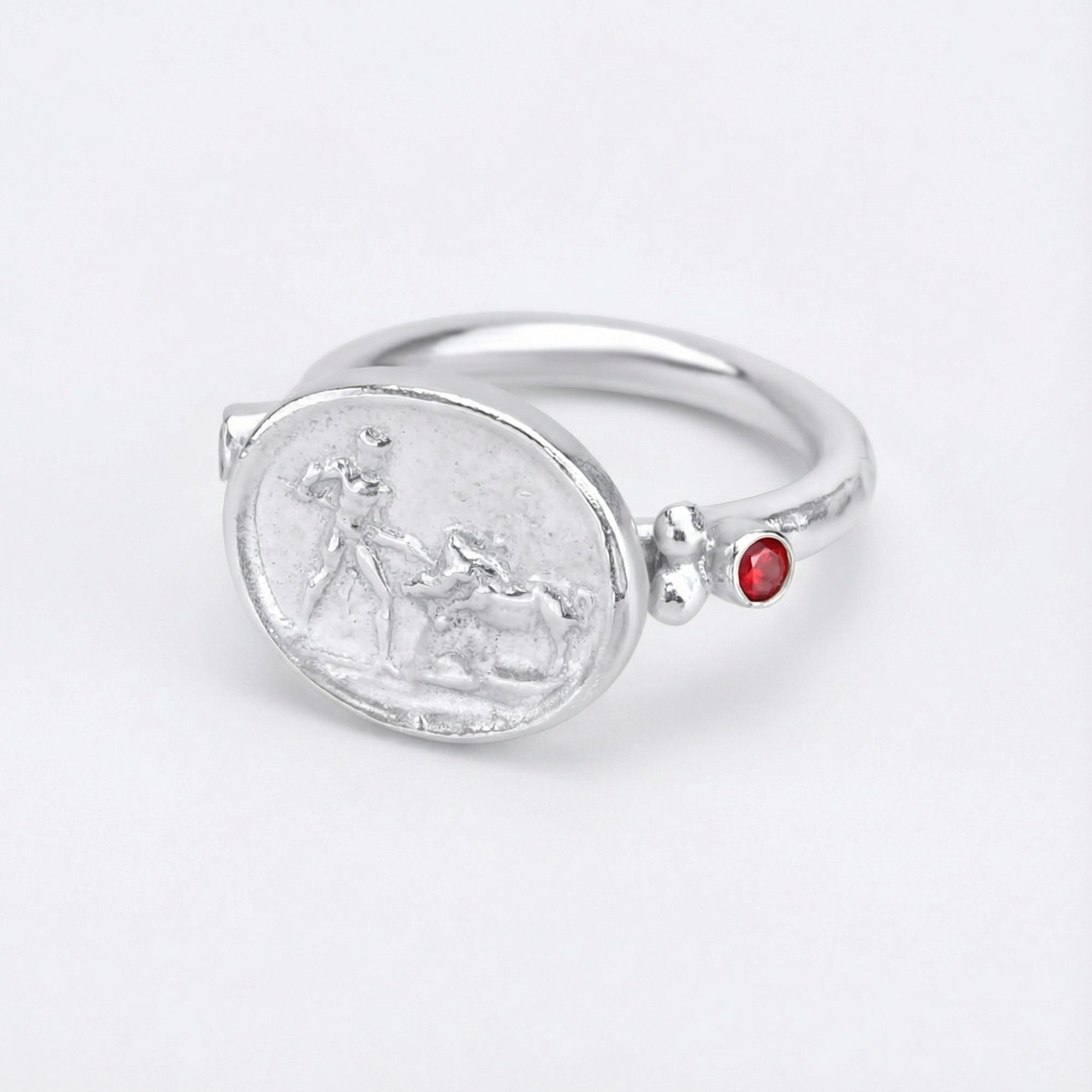  Handmade lion hunter ring by Sultan Yılmaz, 925 sterling silver, Bodrum