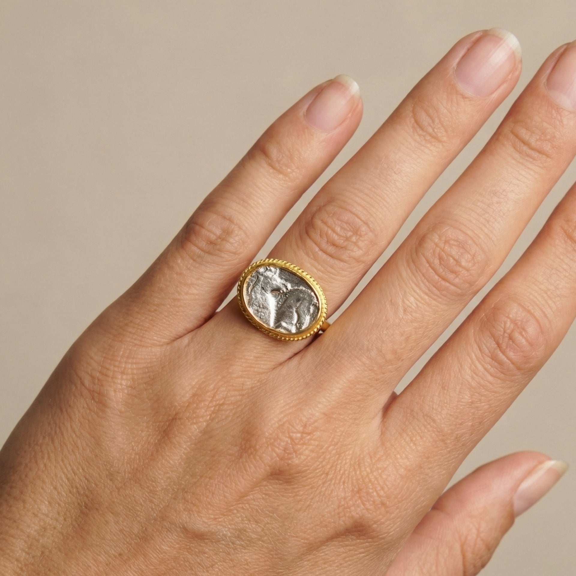 US Duties Incl: Designer Silver Horse Ring, 925 Silver, Symbol of Strength, Perfect Gift