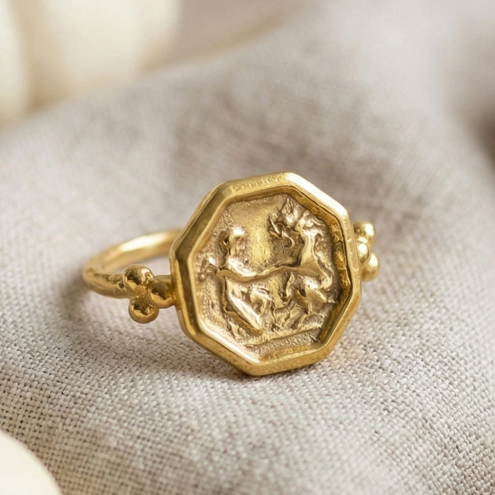  Gold-plated Roman coin ring on hand, 925 sterling silver, timeless Turkish jewelry by designer Sultan