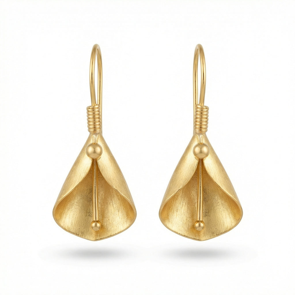 Handmade leaf dangle earrings in 925 sterling silver with gold plating, artisan jewelry by Sultan Yilmaz Bodrum featuring ancient Roman design

