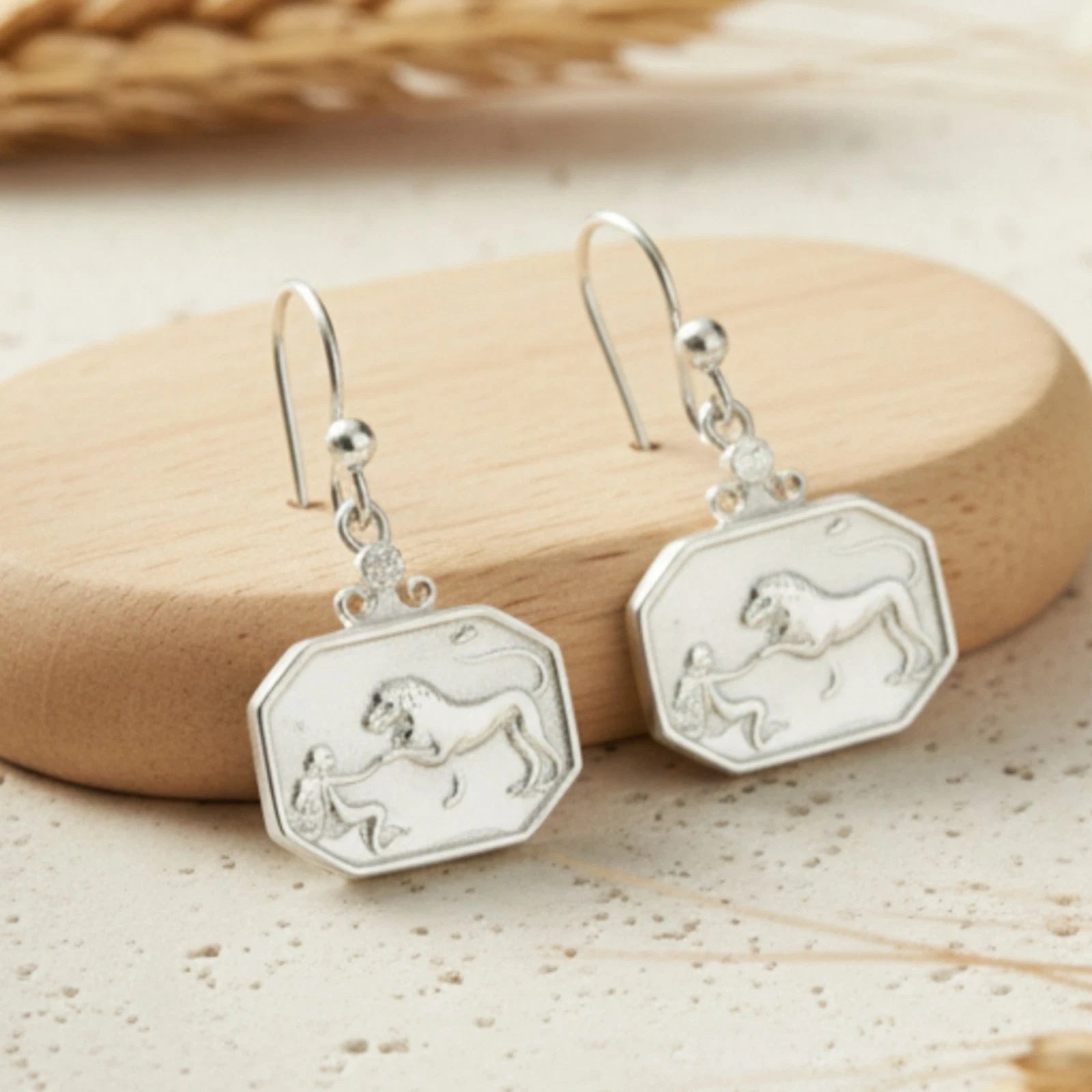 Designer lion coin earrings, 925 silver Turkish jewelry by AtelierSultan Bodrum, symbol of strength and courage
