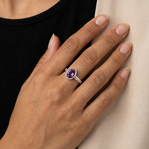 Close-up of Turkish artisan amethyst stack ring showing detailed  natural purple gemstone, handcrafted in Bodrum atelier
