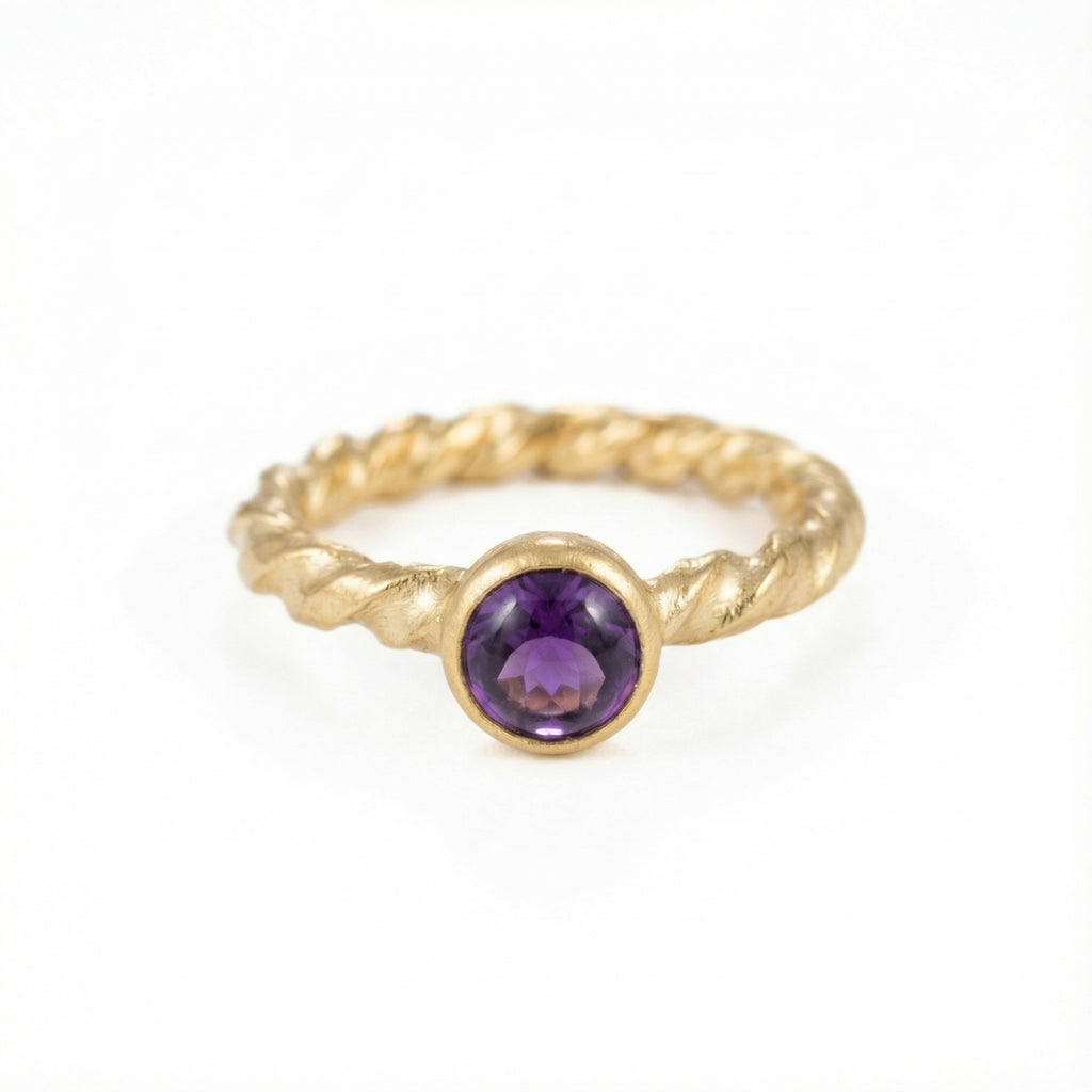 Amethyst peace ring handcrafted by Sultan Yılmaz in Bodrum - 925 sterling silver Turkish women's jewelry