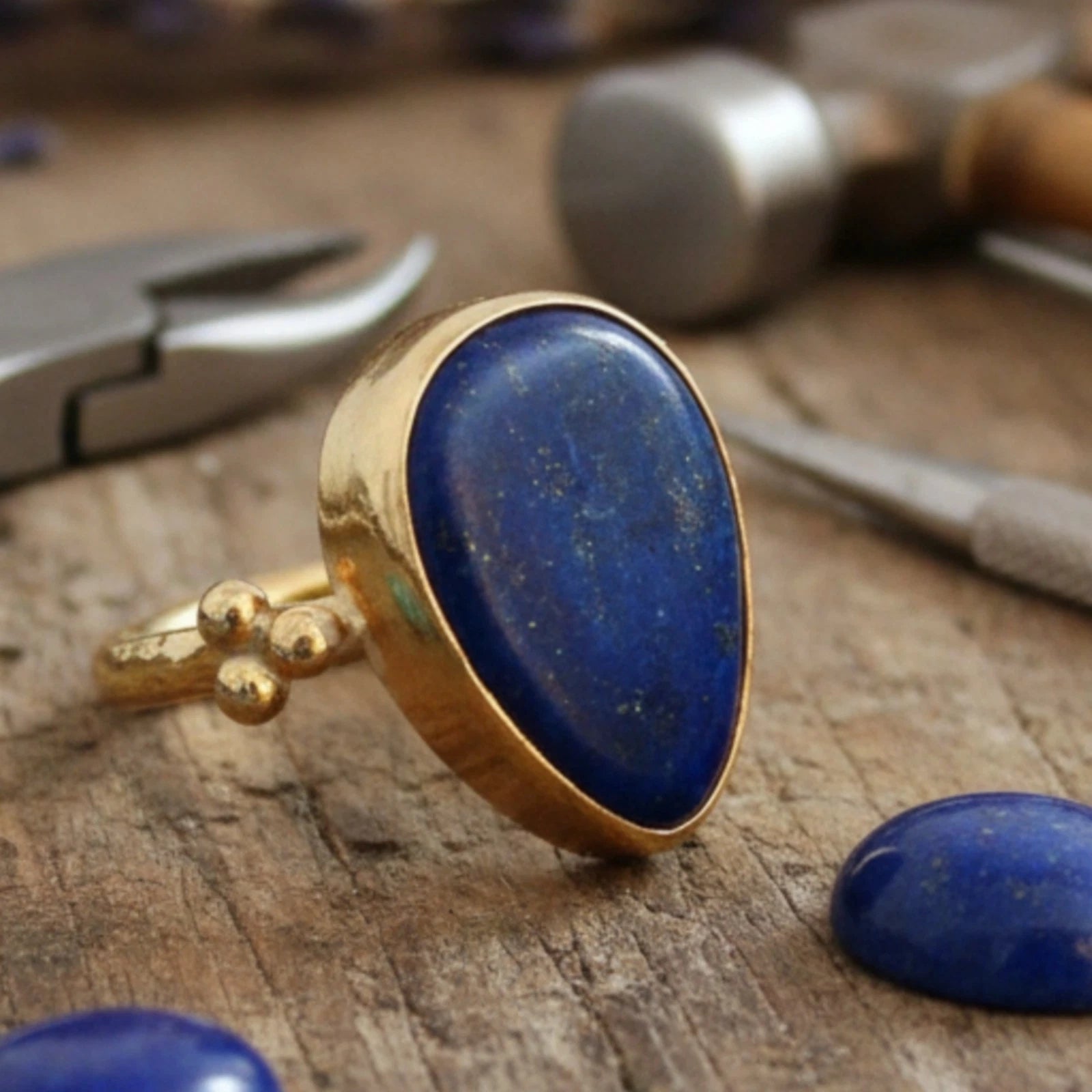 Turkish lapis lazuli ring with hammered silver band, designer jewelry by Sultan from Bodrum, symbol of wisdom

